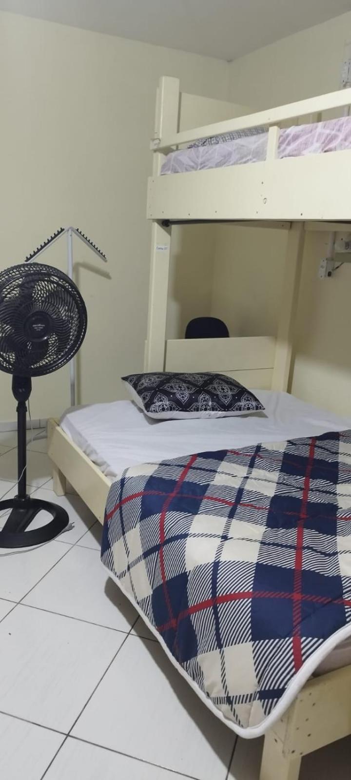 Hostel Em Brusque - Para Quem Busca Economia - Otima Localizacao Екстериор снимка